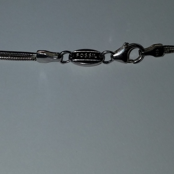 Sterling silver Fossil Pendant and necklace - Picture 4 of 5